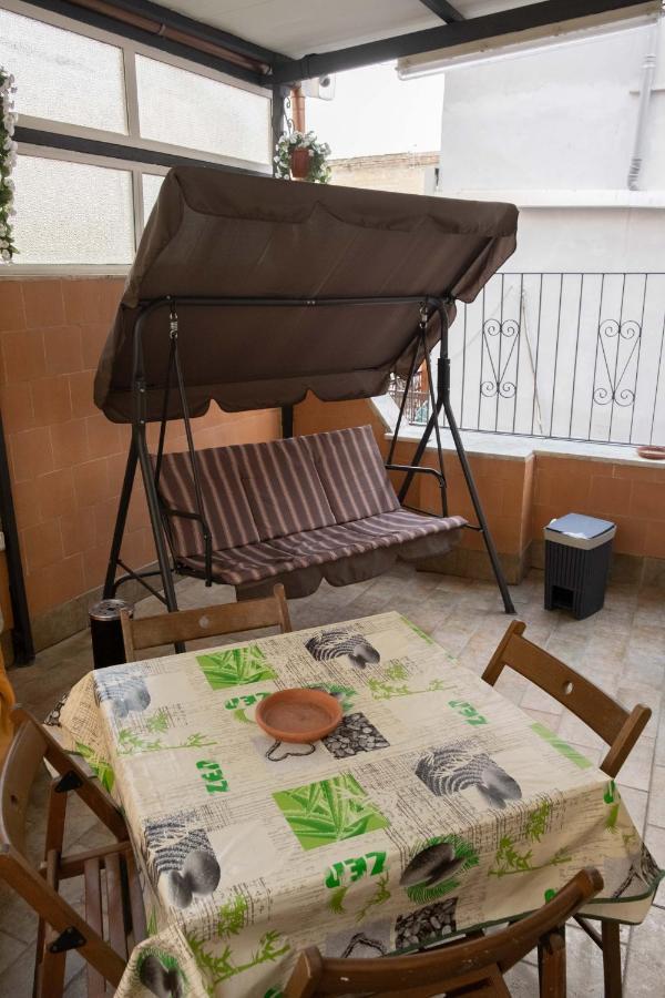 Casa Russo Enzo Holiday home *